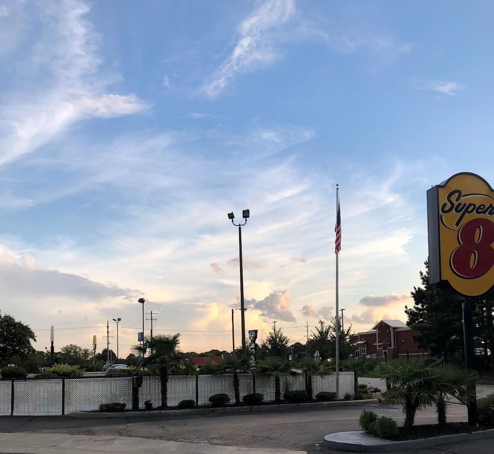 ซูเปอร์ 8 บาย วินด์แฮม ริชเบิร์ก/เชสเตอร์ แอเรีย Motel Richburg ภายนอก รูปภาพ