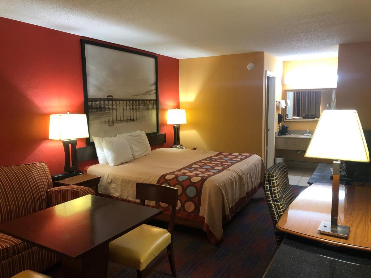 ซูเปอร์ 8 บาย วินด์แฮม ริชเบิร์ก/เชสเตอร์ แอเรีย Motel Richburg ภายนอก รูปภาพ